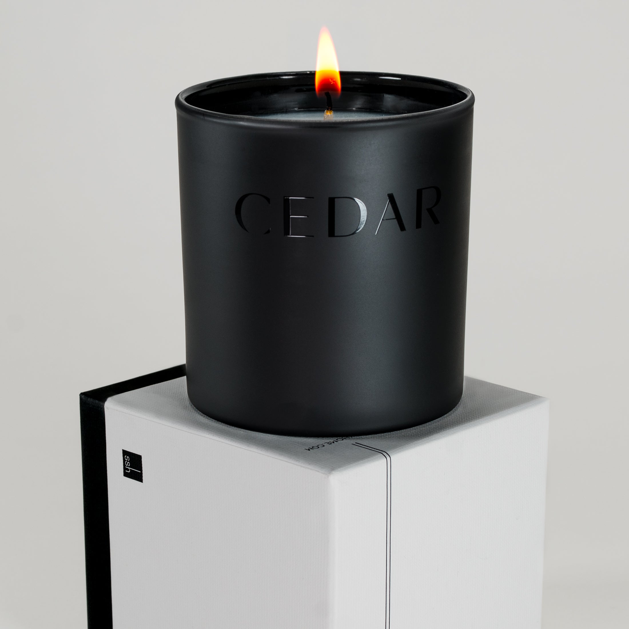 Cedar Scented Candle